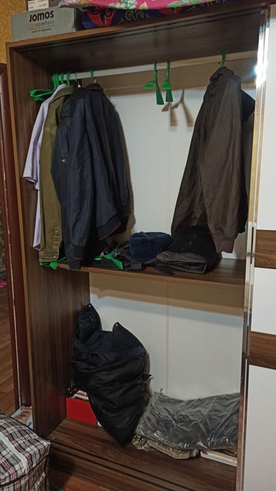 Спальный гарнитур