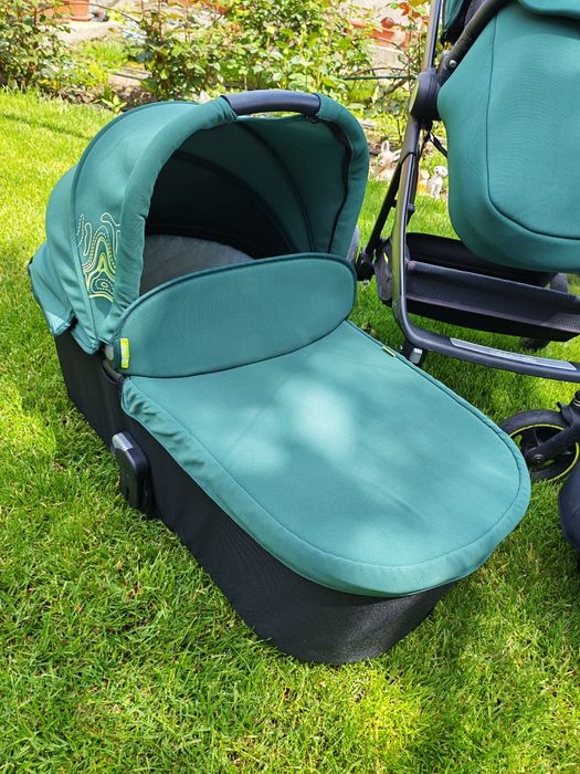 Бебешка количка Chipolino Elitte 3в 1