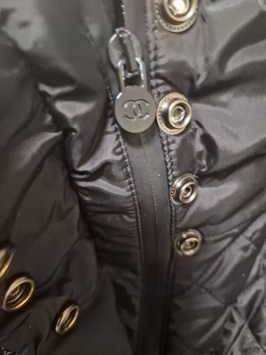 Urgent Geaca chanel M