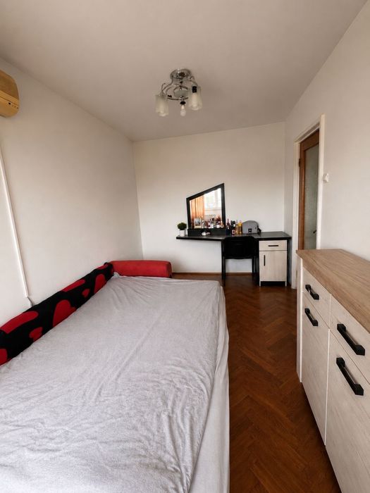 Apartament pe Mihai Viteazu,  cu 3 cam, de inchiriat