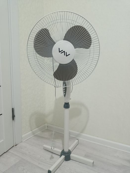 Продам рабочий вентилятор AVA