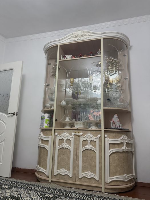 Стенка продается