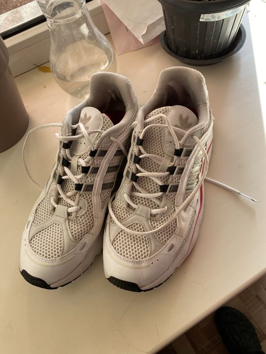 Кроссовки Adidas