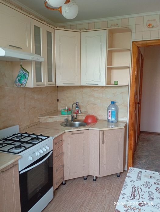 3 комнатная - 6 школа !