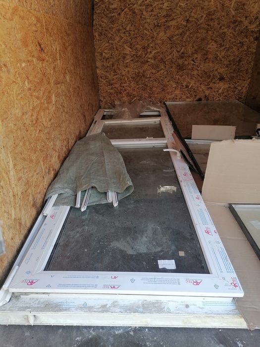 Продам Б/У оконный блок