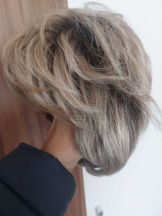 Perucă păr blond, folosită puțin