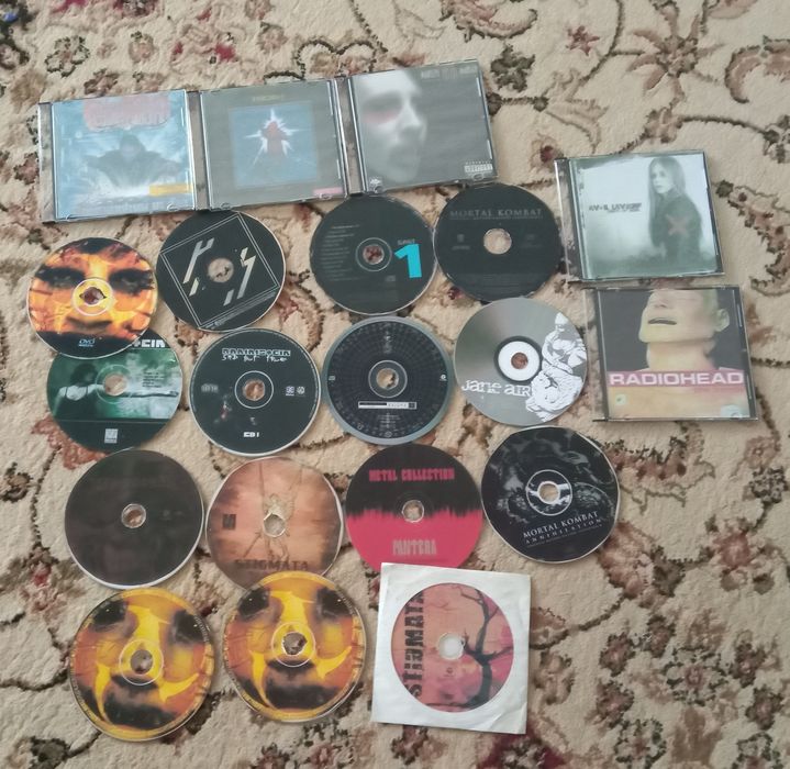 Продам CD Диски.
