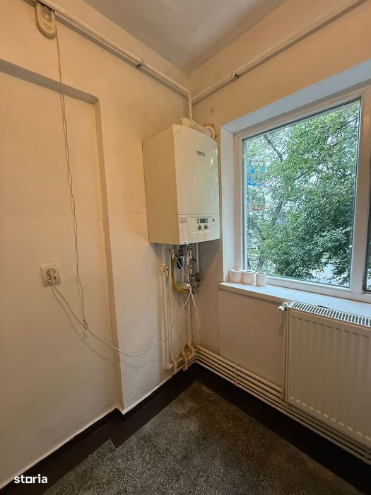 Apartament 3 camere etaj 2 – Zona Gării, Str. Bârsei, Focșani