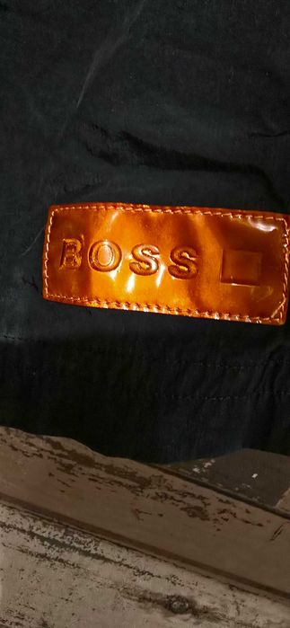 Hugo Boss M-мъжки бански (10-10)