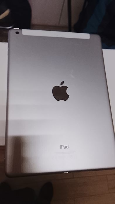 Планшет ipad 16гб