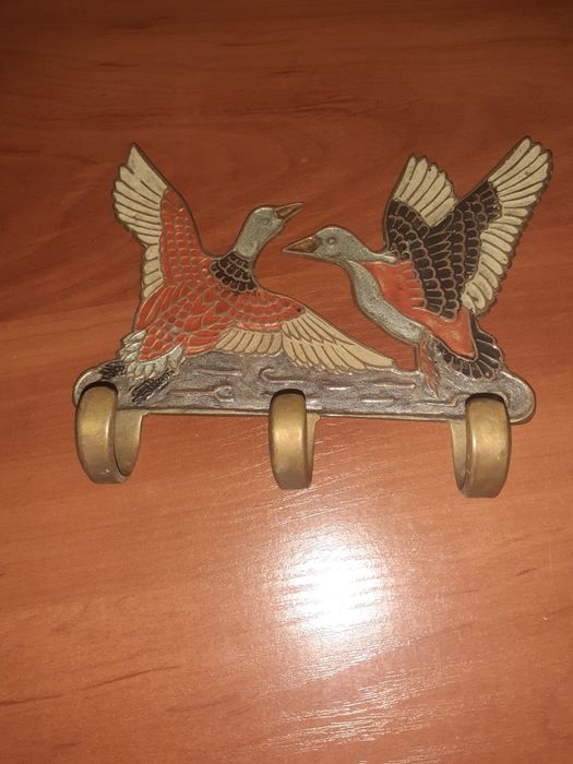 Закачалки месингови