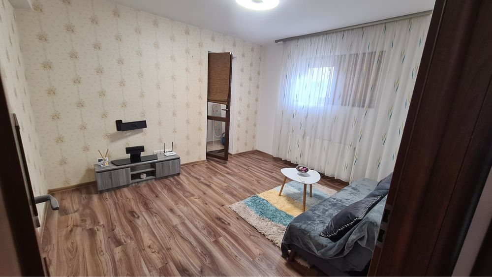 Vand apartament decomandat, mobilat si utilat complet  , 2 camere, 51 mp. Se afla in Chiajna Rosu, Acvilei 42 .