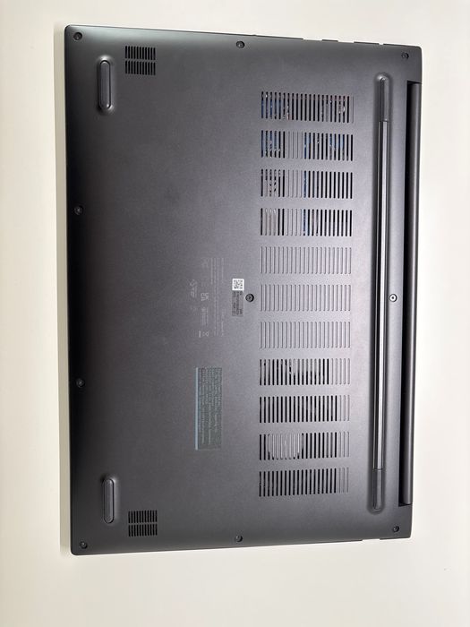 Laptop Asus Vivobook 16X