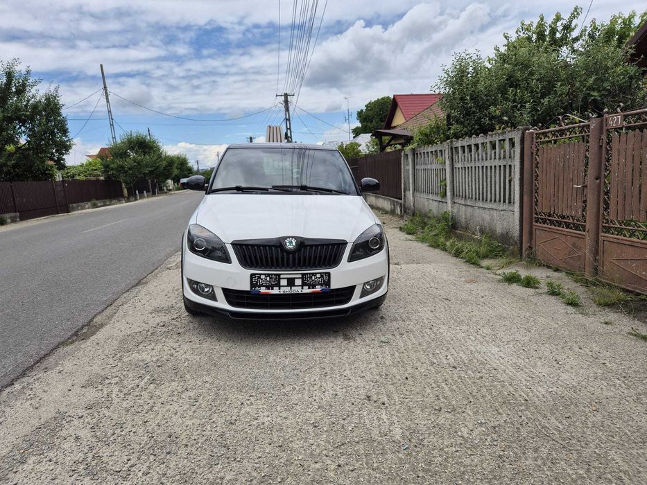 Vând Skoda Fabia 2013 --EURO 5-- Model Monte-Carlo Stare IMPECABILĂ