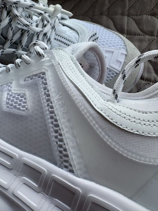 Versace Chain Reaction