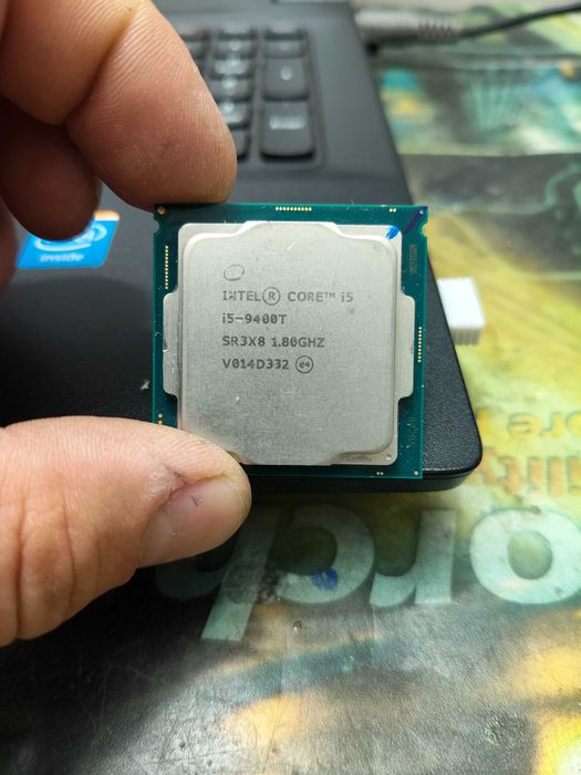 Procesor I5 9400T socket 1151 v2 vandut