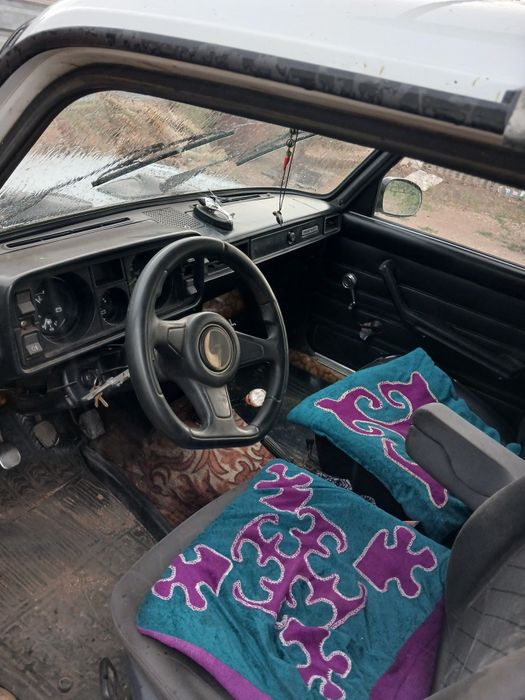 Продам авто ваз 21053