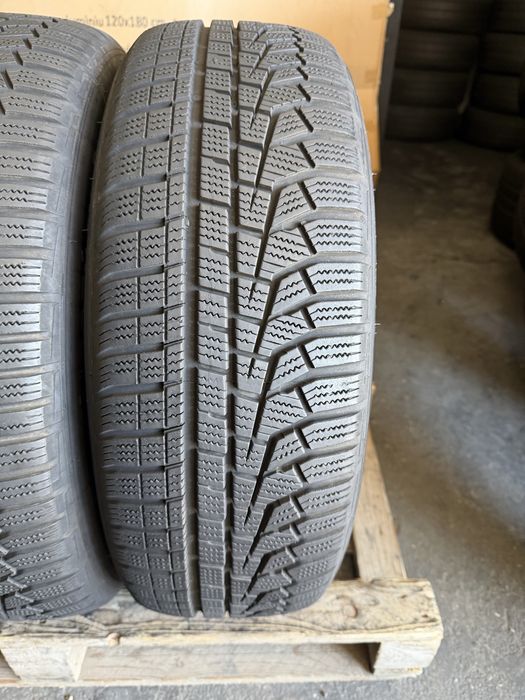 2 anvelope iarna 205/60/17 Hankook DOT2025!