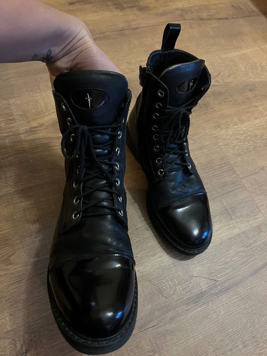 Cesare paciotti кубинки