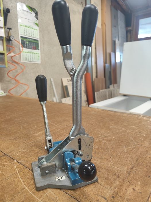 Ръчна чембер машина