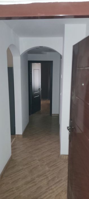 Дава се под наем Тристаен апартамент в Благоевград, Еленово 1 - 68 кв.м за 295.8 € - Снимка #3