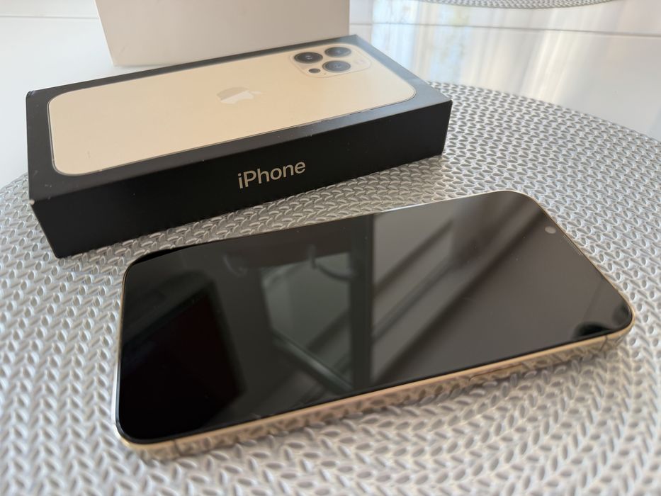Продам телефон iPhone 13 Pro max