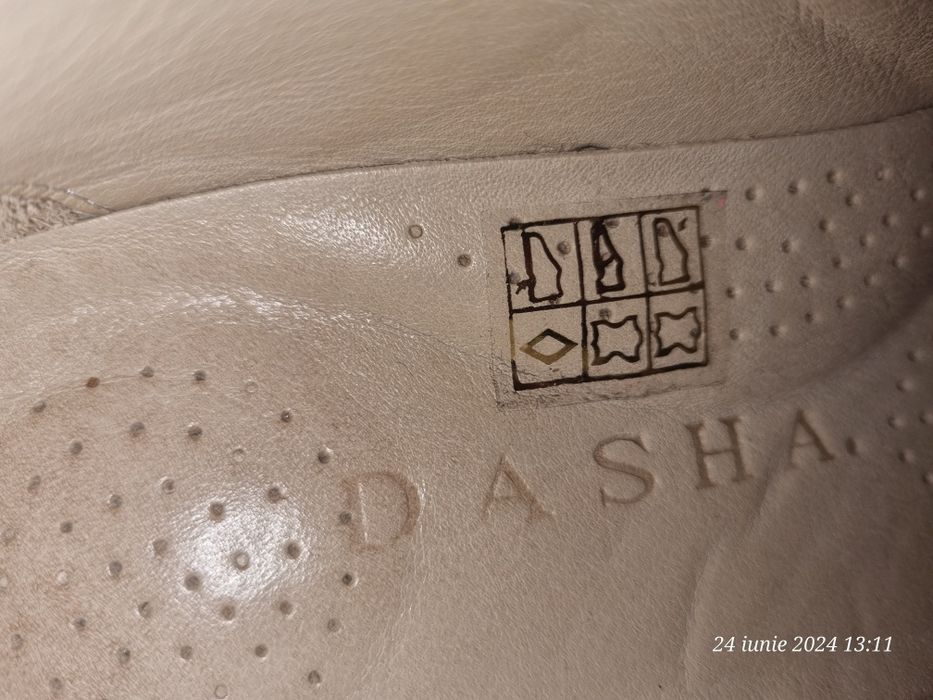 Vând pantofi  Dasha,piele întoarsă