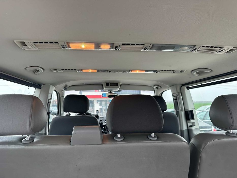 VW T5 Caravelle 2,0 tdi 2012 8 locuri accept variante !