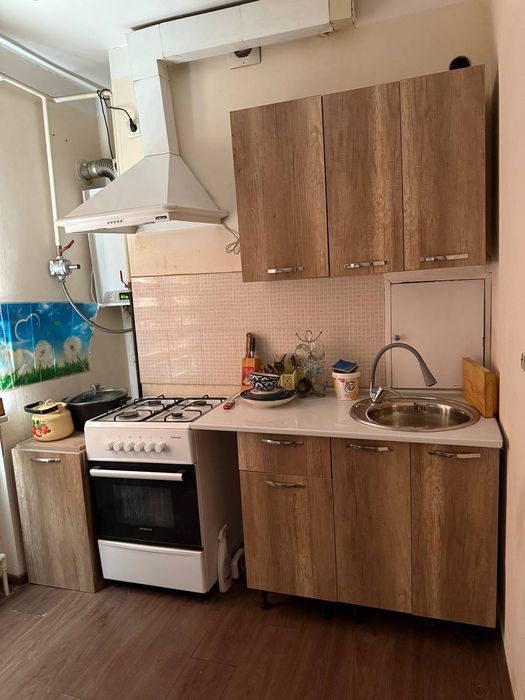 Уй сотилади срочна.