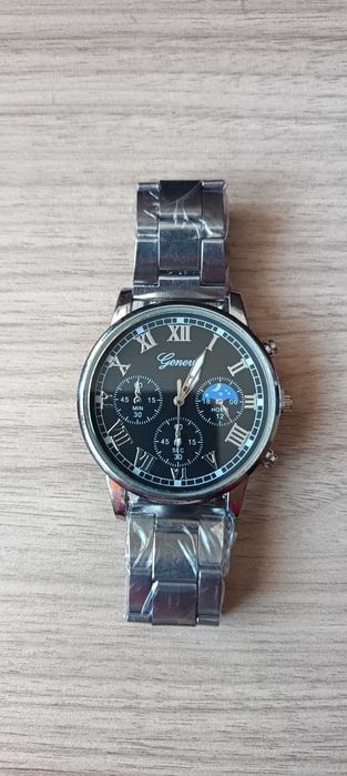 Часы Geneva кварцевые