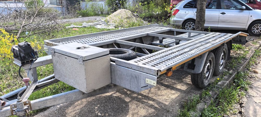 Платформа за лек автомобил Boro 2