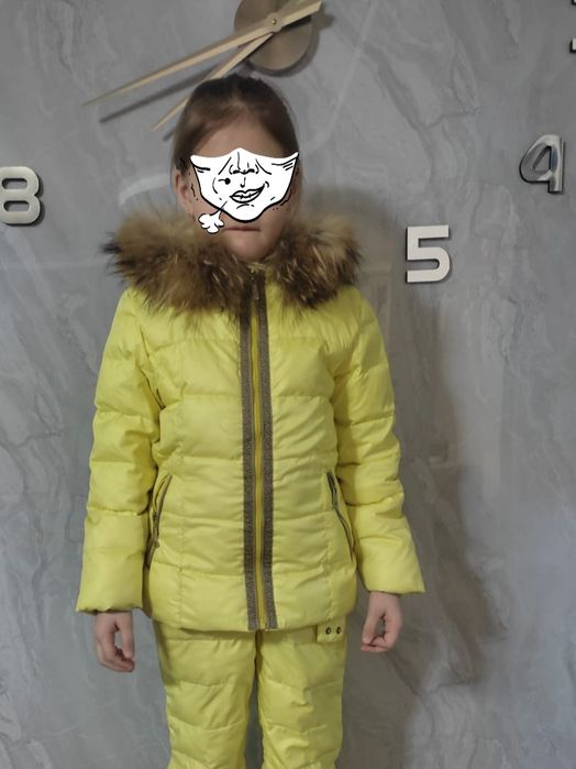 Продам комплект на девочку