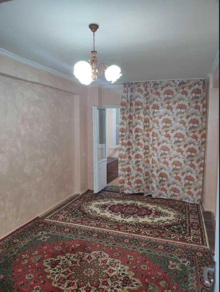 Квартира на Дружба Народов - Нархоз 3/5/9 общ пл 92м  Улучшенная