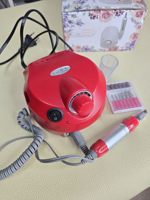 Продам аппарат для маникюра и педикюра