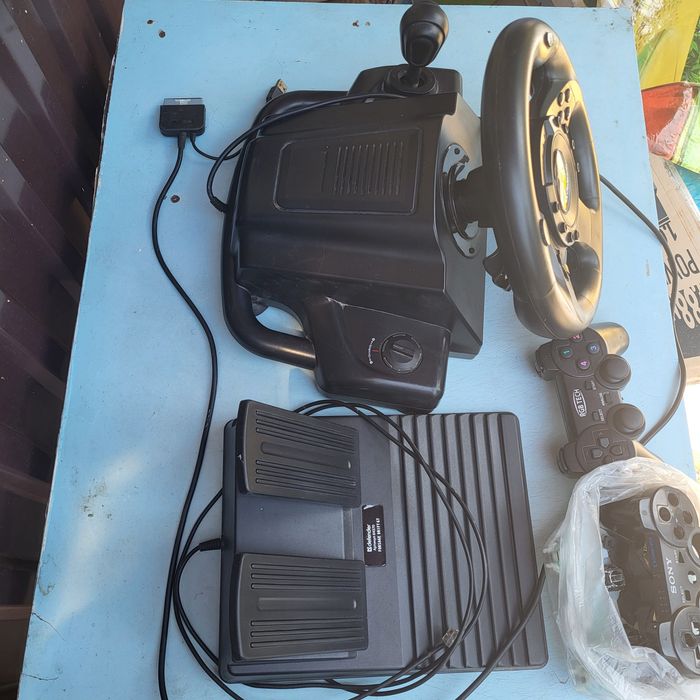 Игровой руль,  педали, джостик