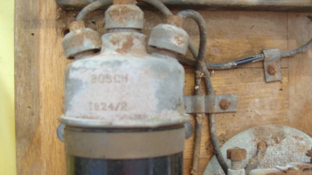 Самолетно радио прибори и уреди