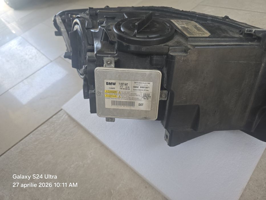 Far bmw f10 NFL BIXENON ADAPTIV  AN 2011 stanga fata