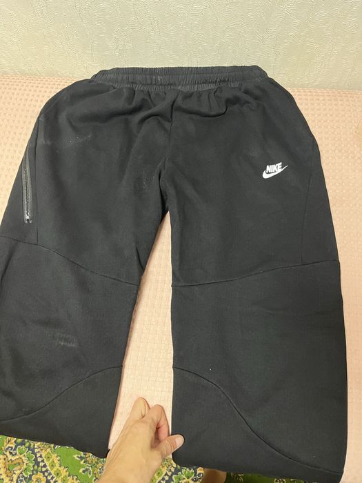 Продам мужской костюм