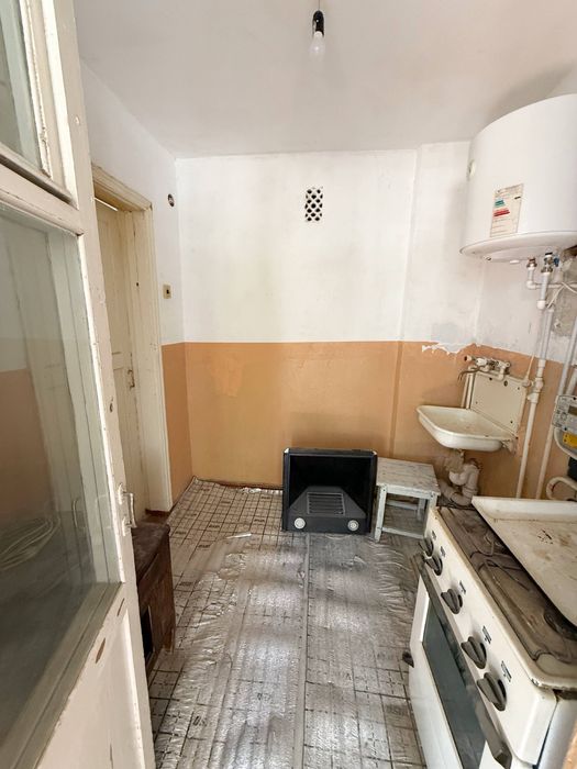 Прадаётся центре 2х Танквый училище