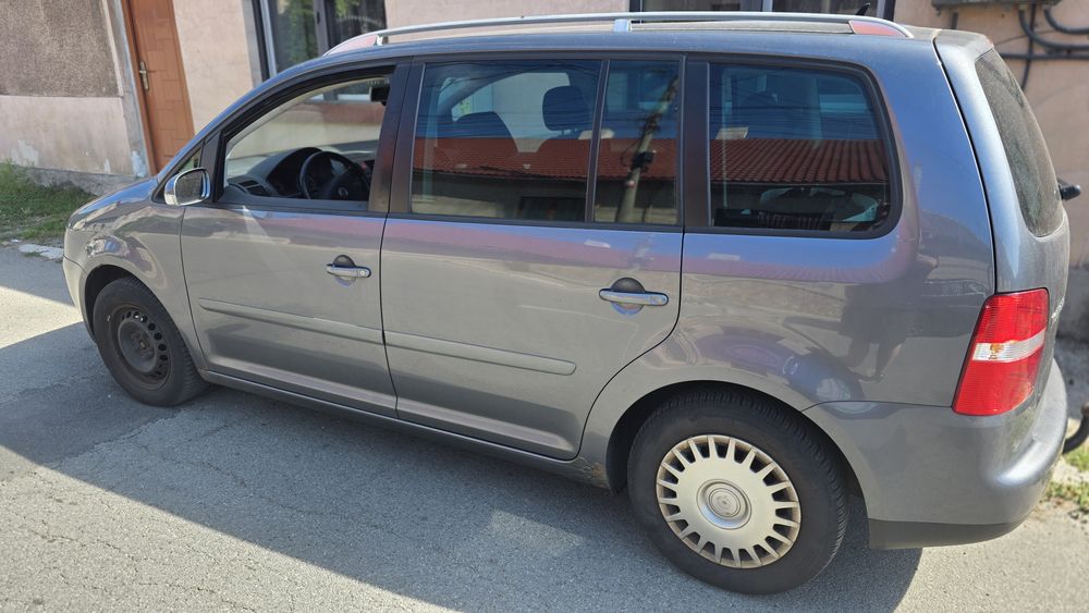 Volkswagen  Touran