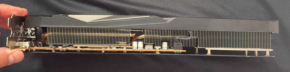 ТОП състояние Видео карта ASRock RX 6600 XT Challenger Pro 8GB OC GDDR6