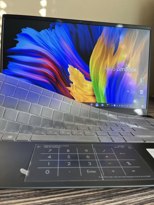 ASUS Zenbook 14 UX425JA-WB501R