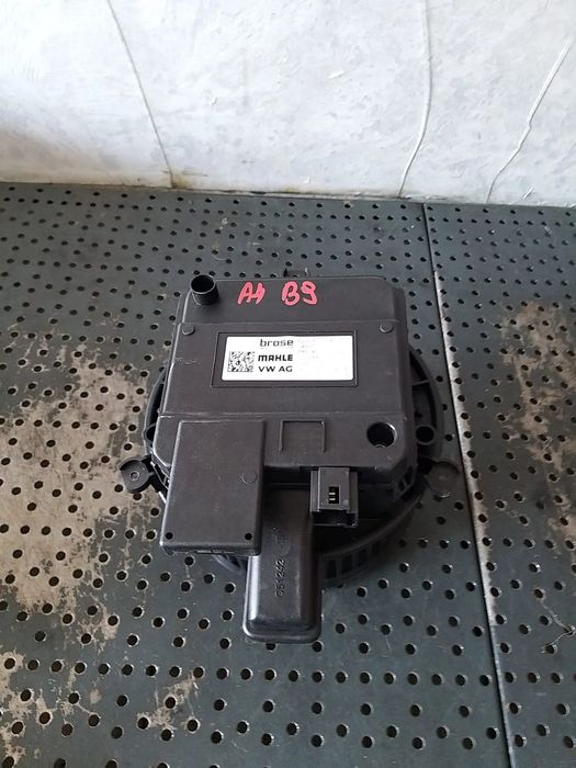 Aeroterma ventilator habitaclu audi a4 b9 8w 4m1820021b c24245108 cz997009