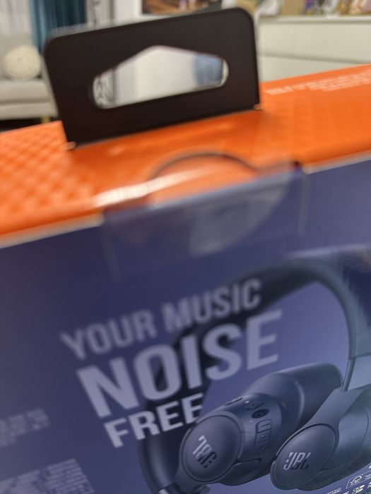 Casti JBL Tune 770 NC