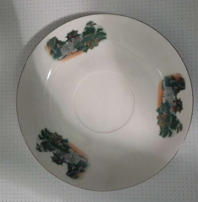 Новый чайный сервис из фарфора