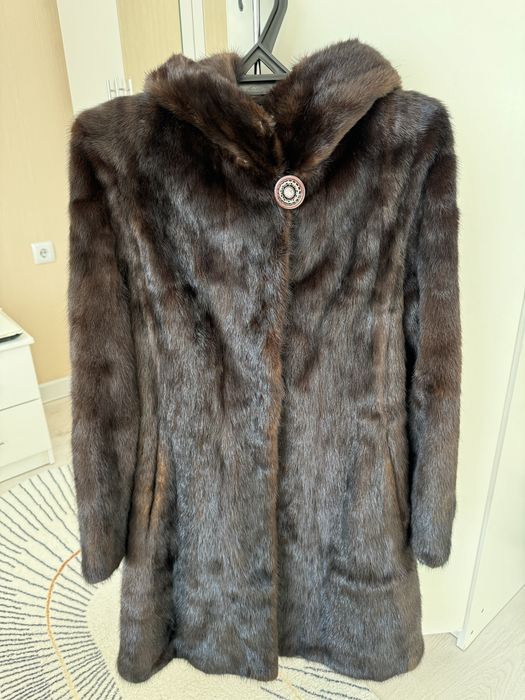 Продам норковую шубу