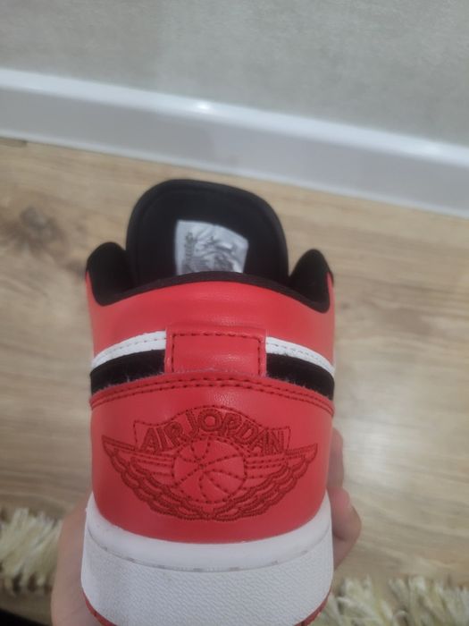 Кроссовки Nike Air Jordan 1