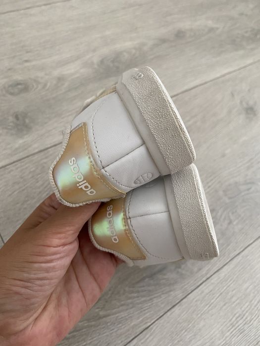 Adidasi adidas marime 27