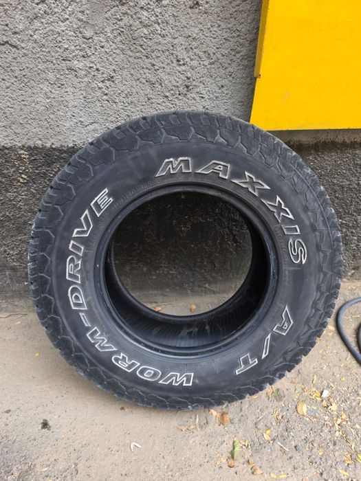 Продам резину всесезонную