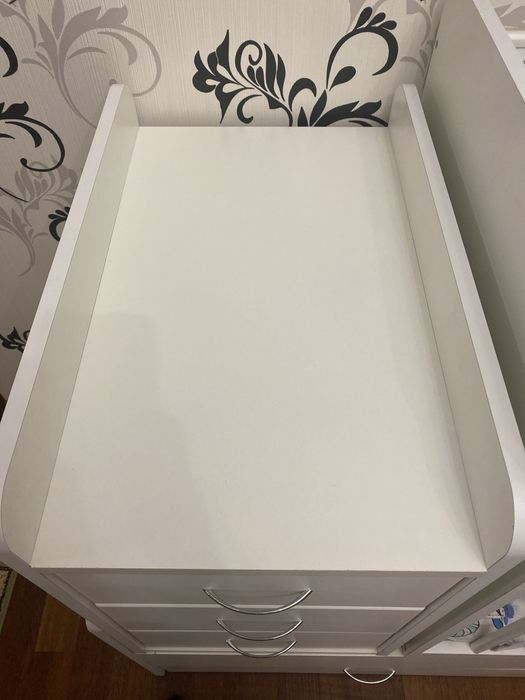 Продам детскую кроватку